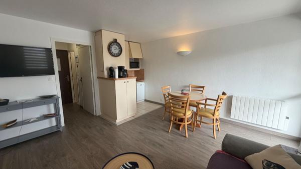 QUIBERON - Appartement rénové de 25 m² situé à deux pas du centre-ville