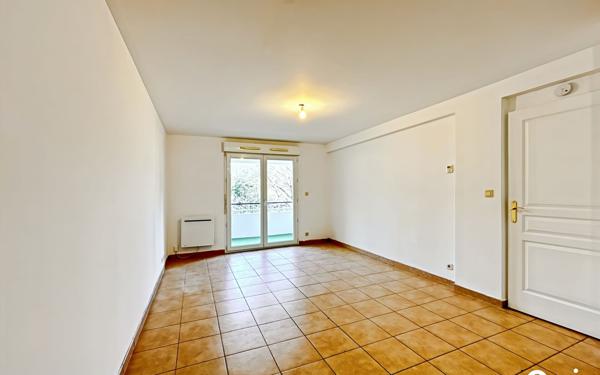 Appartement à louer    2 pièces •  Hennebont