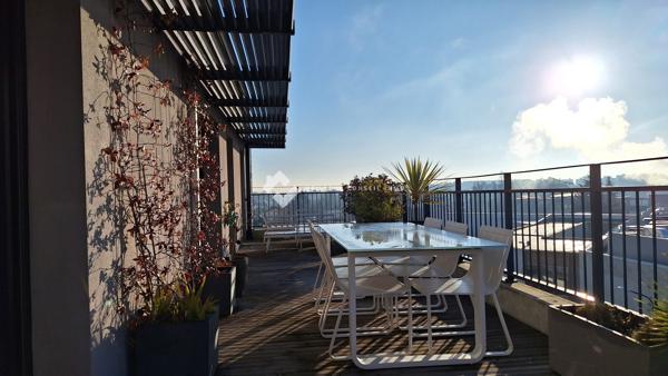 ***97M2***ROOFTOP*** COLIVING! RESIDENCE PRINCIPALE OU SECONDAIRE!