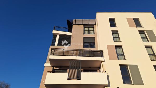 ***97M2***ROOFTOP*** COLIVING! RESIDENCE PRINCIPALE OU SECONDAIRE!