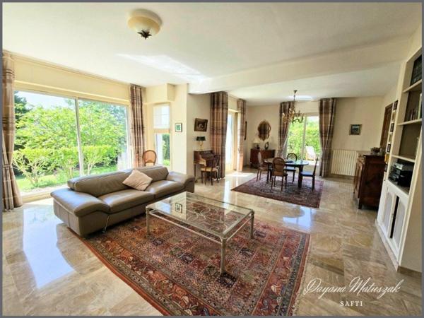 Maison lumineuse et spacieuse, exposée plein sud