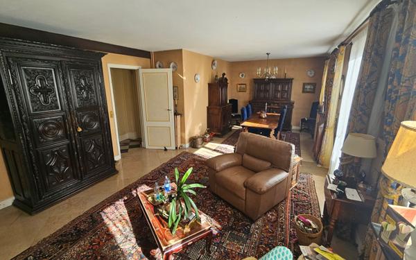 Maison à vendre    7 pièces •  Livry-Gargan