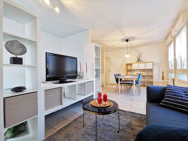 A LOUER 1 PIECE – 34 M2 – LILLE A LOUER 1 PIECE – 34 M2 – LILLE