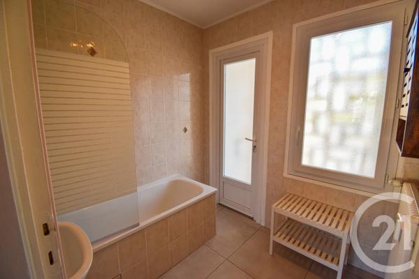 Appartement T3 à vendre  3 pièces - 59,54 m 2   TARARE  - 69