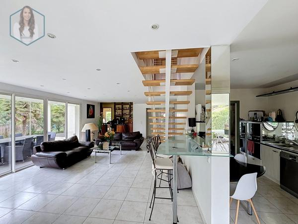 MAISON D ARCHITECTE BIZANOS