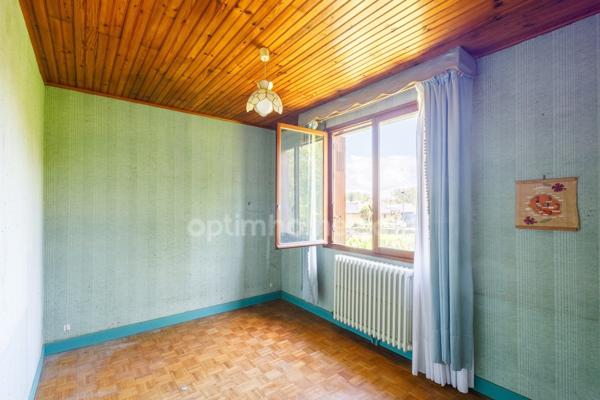 PROXIMiTE IMMEDIATE DE HONFLEUR - Maison sur sous sol - 81 m2 - 2 chambres - Terrain 812 m2