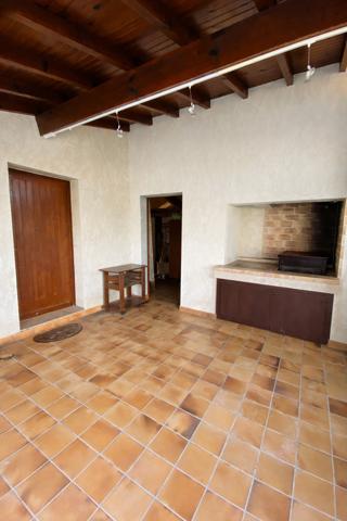 Maison 8 pièces - 241 m²