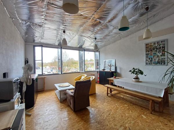 Maison bourgeoise, centre ville. Très bon standing