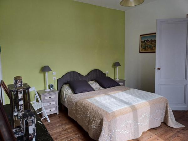 Maison bourgeoise, centre ville. Très bon standing