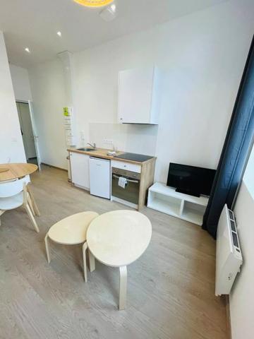 Location                                                      Studio
                        
                     1 pièces                      20 m2                     à Saint-Quentin