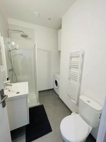Location                                                      Studio
                        
                     1 pièces                      20 m2                     à Saint-Quentin