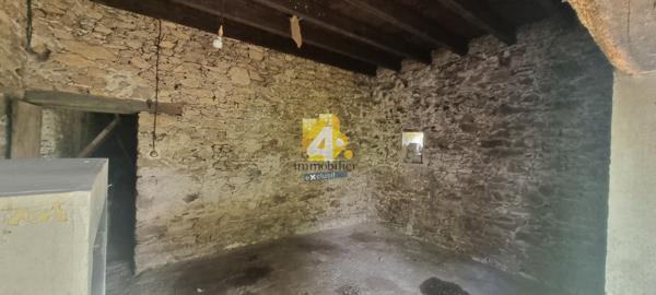 Maison - 6 pièces - 187 m²