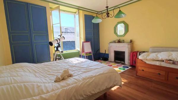 Maison de charme 280 m² avec piscine à Chinon