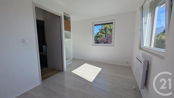 Maison à vendre  5 pièces - 103,98 m2 ST LAURENT DU CROS - 05