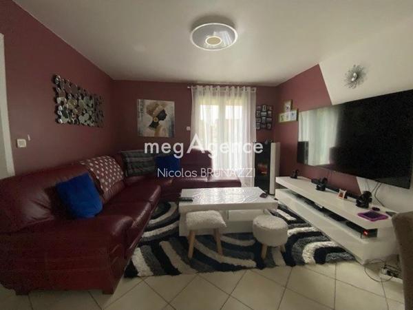 Maison à VIMOUTIERS, 61120 - 5 pièces 90m²