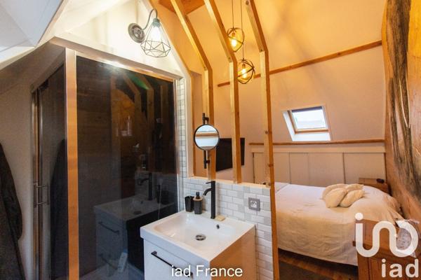 Maison traditionnelle 6 pièces de 126 m² à Porcheville (78440)