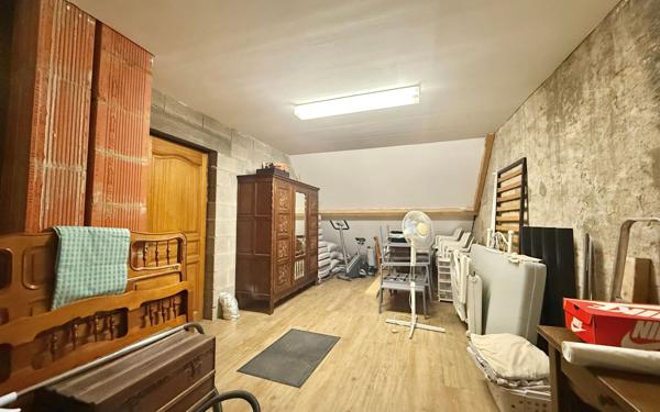 Maison à vendre    5 pièces •  Genlis