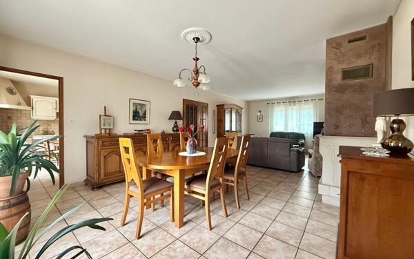 Maison à vendre    5 pièces •  Genlis