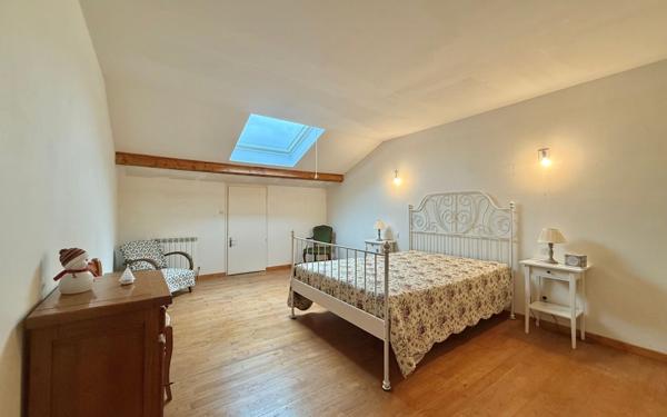 Maison à vendre    5 pièces •  Genlis