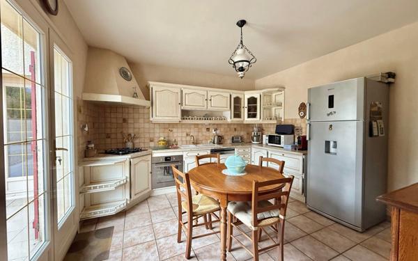 Maison à vendre    5 pièces •  Genlis