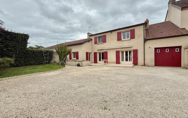 Maison à vendre    5 pièces •  Genlis