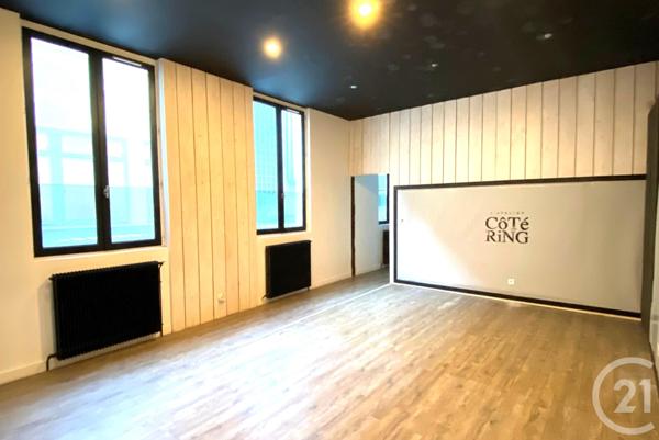 Appartement Local à vendre  3 pièces - 71,44 m2 PARIS - 75003