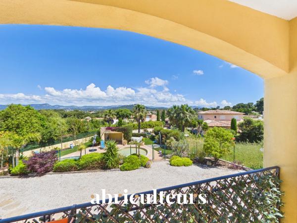 Maison avec piscine et jardin • Six-Fours-les-Plages • 4 chambres • 140 m2