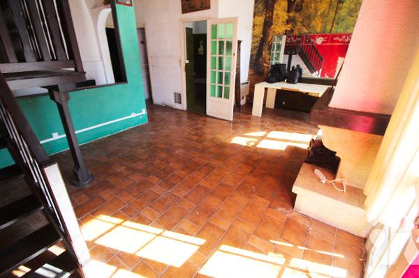 Jolie Villa de 130m2 habitables (avec 1 jardin & 1 belle terrasse) sur 1 terrain 175m2 à Mazargues