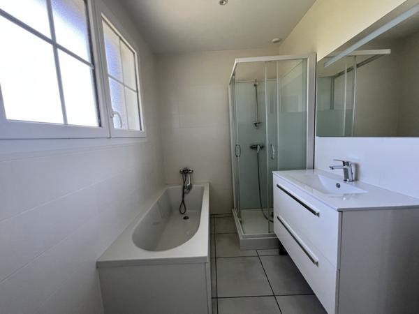 Maison à louer 1 150 € CC ST MEDARD DE MUSSIDAN 7 p 138 m² DPE C