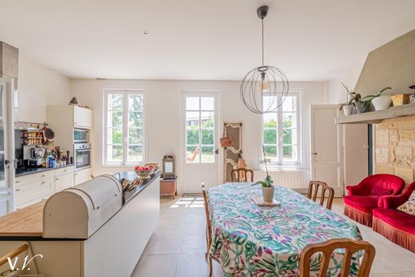 Château à vendre 999 000 € Latresne 7 p 273 m² DPE E