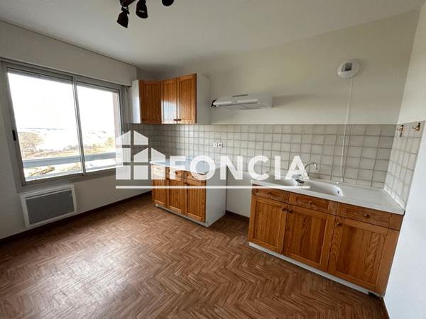 Location Studio 35.3 m² - 411 AVENUE DU CENTRE Baraqueville 12160