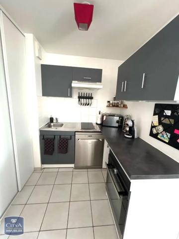 Appartement à louer 2 pièces 38.66m² Pertuis (84120)