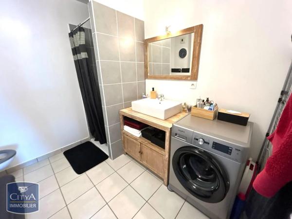 Appartement à louer 2 pièces 38.66m² Pertuis (84120)