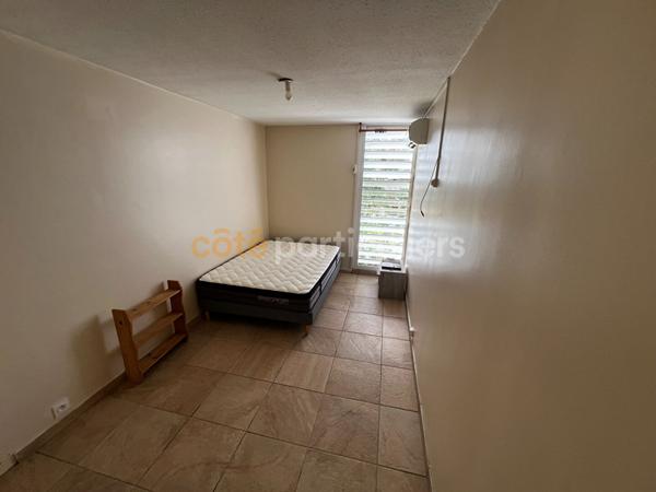 Vente Appartement69,5 m² - 5 Pièces - LES ABYMES (97139)