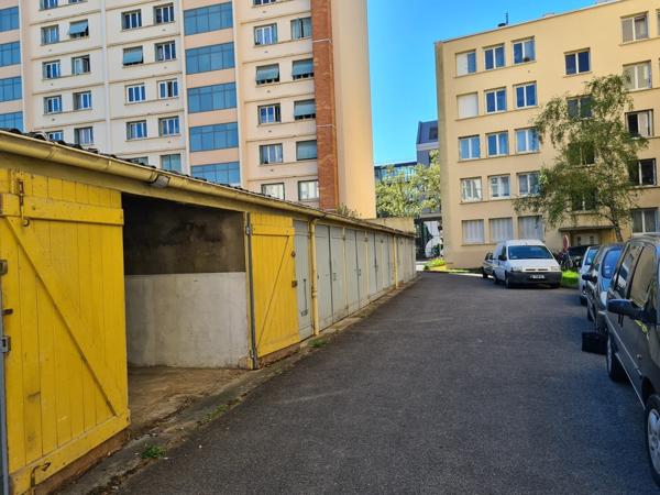 Parking/box · Vente Lyon (69008) 13m²