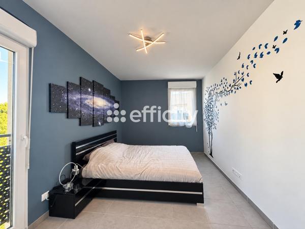 Appartement
         3 pièces
        - 58 m² 175 000 € *