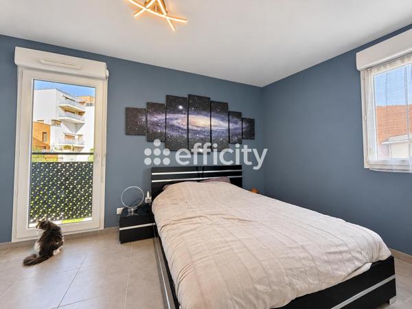 Appartement
         3 pièces
        - 58 m² 175 000 € *