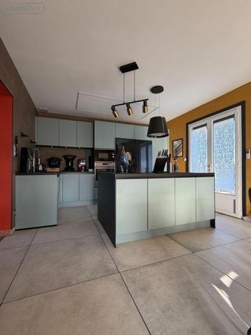 Maison à vendre à Charnay-lès-Mâcon en Saône-et-Loire (71850), ref : MA 681