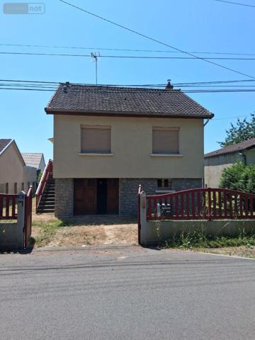 Maison à vendre à La Flèche dans la Sarthe (72200), ref : 392   
la fleche