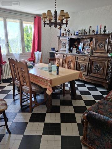 Maison à vendre à La Flèche dans la Sarthe (72200), ref : 392   
la fleche