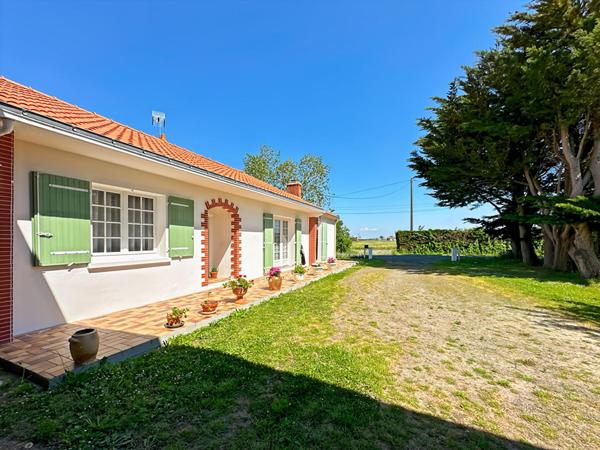 Ancienne ferme - Longère 117m² + Hangar 180m² et grange 86m² - Saint Jean De Monts