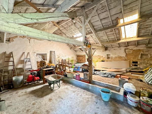 Ancienne ferme - Longère 117m² + Hangar 180m² et grange 86m² - Saint Jean De Monts