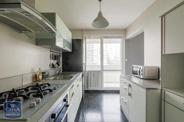 Appartement à vendre 4 pièces 77m²