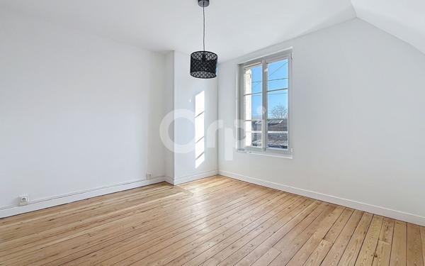 Maison à vendre    4 pièces •  Noyon