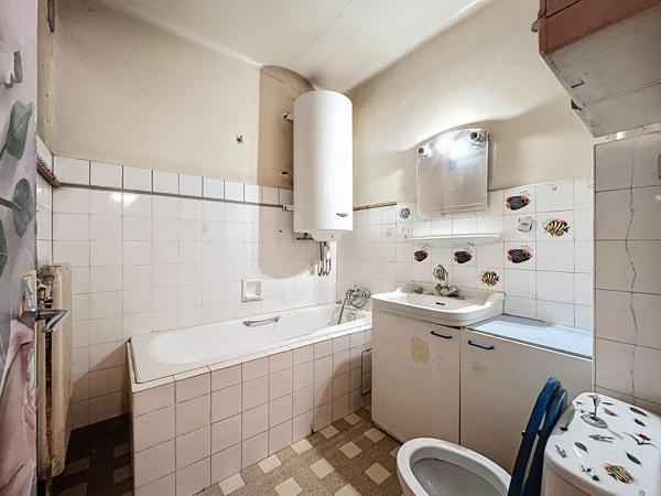 Grand T1 à rénover – Annecy Galeries Lafayette