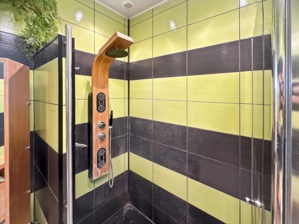 Maison à vendre 3 pièces cour, jardin