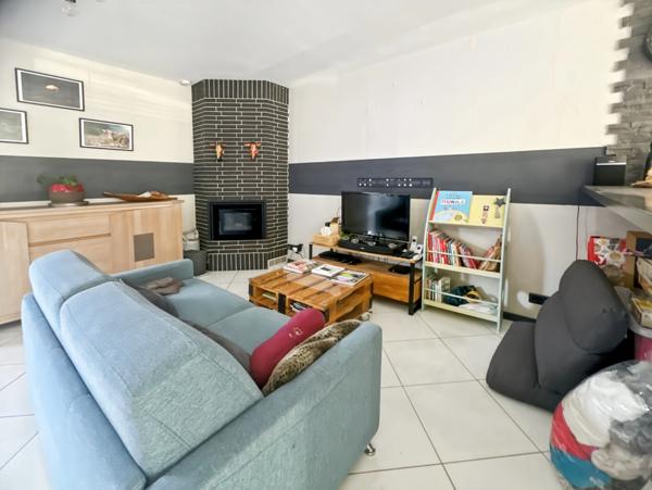 Maison à vendre 3 pièces cour, jardin