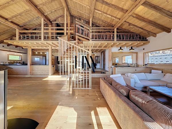 Chalet d’exception à proximité de Megève – Vue panoramique sur les Aravis et Crest-Voland