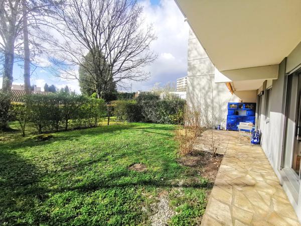 Appartement T3 AVEC JARDIN ET GARAGE