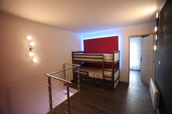 A LOUER APPARTEMENT MEUBLE F2 DUPLEX DE 56 m² PARIS 17ème
